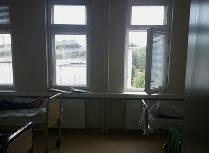 Varėnoje žuvo per ligoninės langą iššokusi pacientė