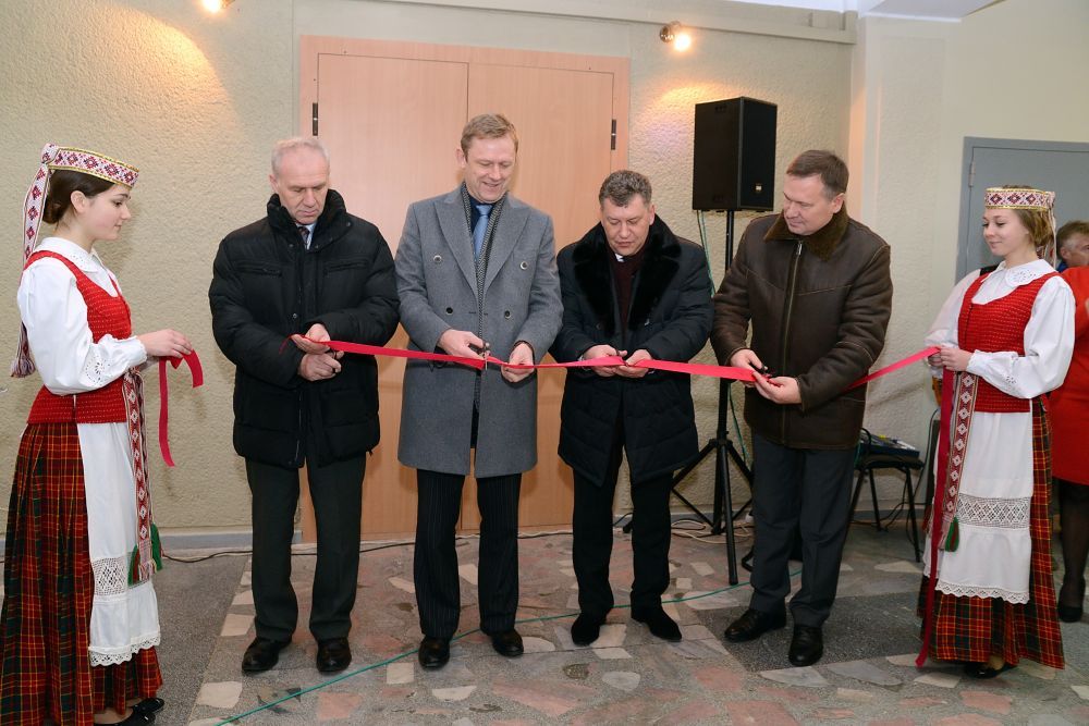 Renovuotos Butrimonių kultūros namų salės atidarymas (video+foto)