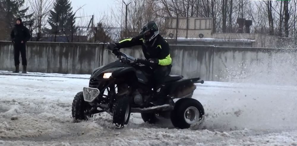 Automėgėjų keturračių varžybos Alytuje (video)