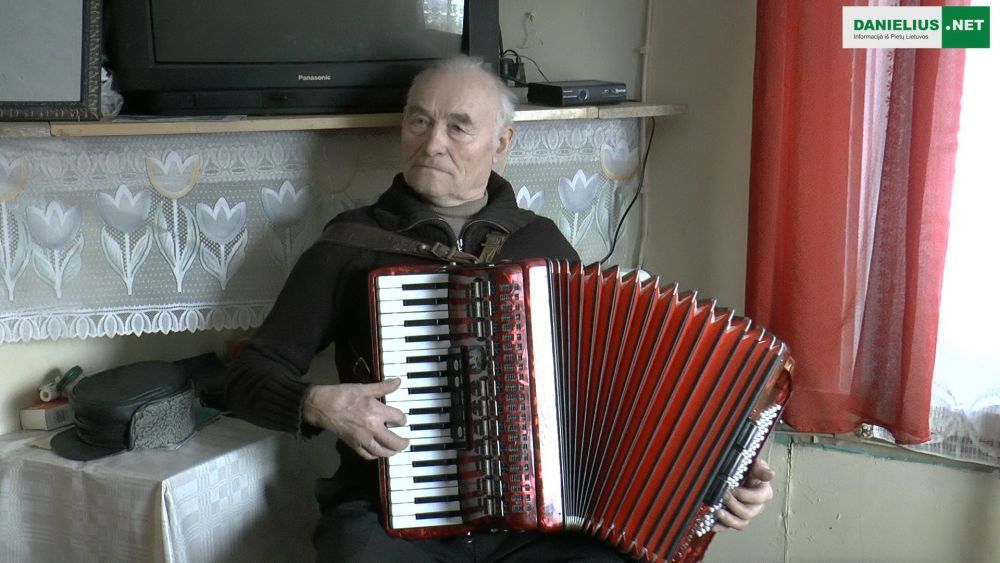 Interviu – Česius Grincevičius savamokslis muzikantas iš Junčionių (video)