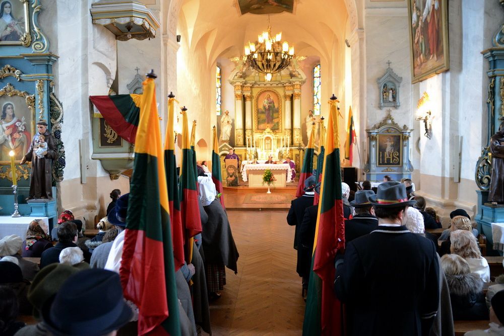 Simno kermošius ir nepriklausomybės dienos minėjimas prasidėjo šv.mišiomis (foto+video)
