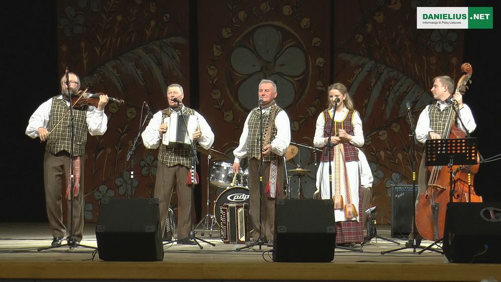 Pivašiūnų kaimo kapela (video) Alytaus rajonas