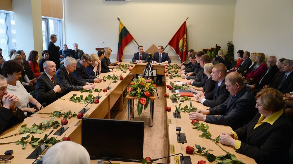 Prisiekė naujoji 2015 m. Alytaus rajono savivaldybės taryba (foto, video)