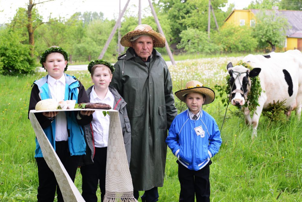 Sekminės Verebiejuose-2015 (video)