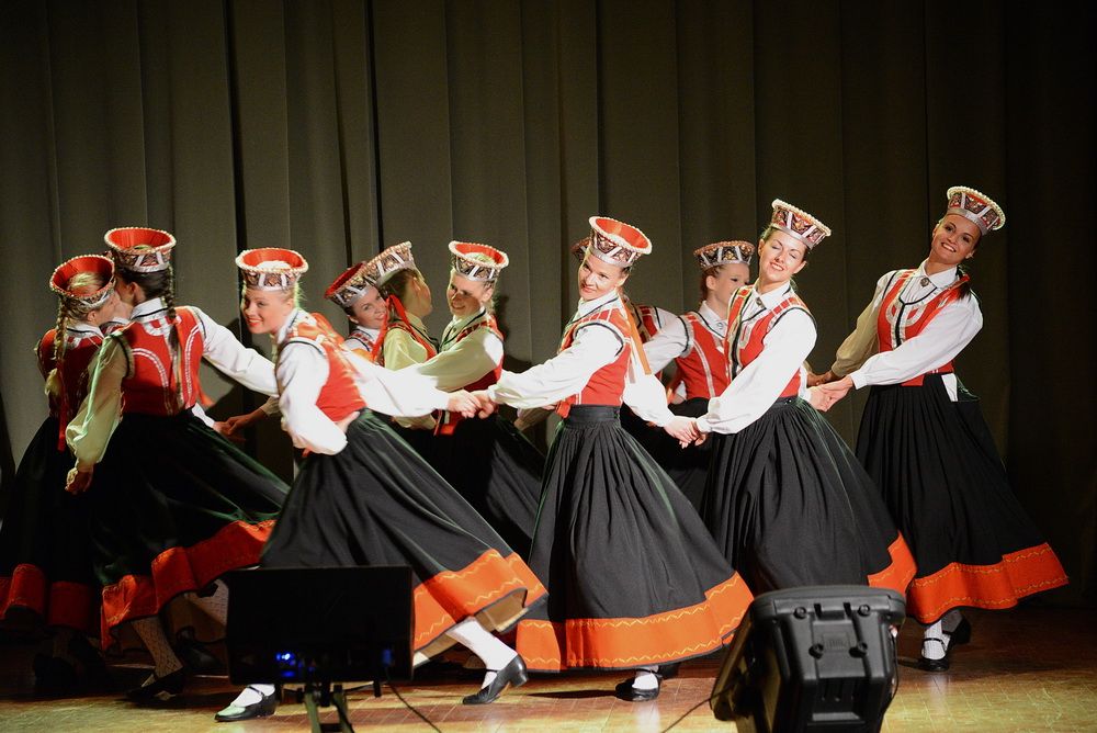 “Dardedze” šokių kolektyvas iš Latvijos (video)