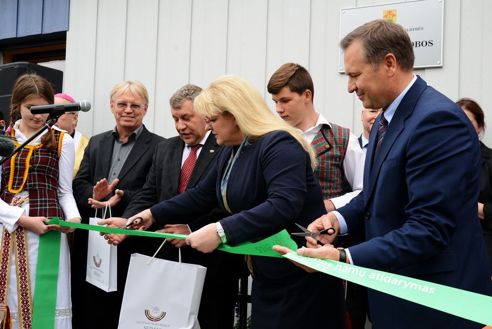 Pivašiūnuose atidaryti nauji globos namai (foto, video)