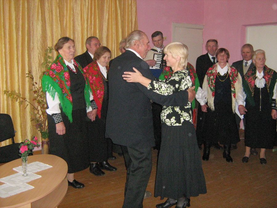 Renginys Ryliškiuose „Dar širdyje ne ruduo” (video)