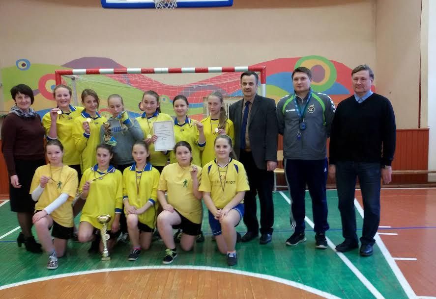 Alytaus rajono bendrojo ugdymo mokyklų mergaičių futbolo varžybos Alovėje