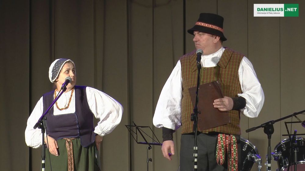 Renginių vedėjai Juozulis ir Uršulė iš Marcinkonių (video)