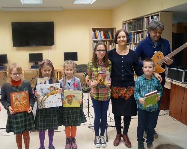 Varėnos vaikų knygos šventėje žymūs aktoriai