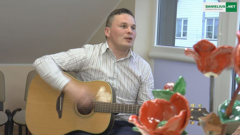 Giedrius Leškevičius grįžęs į Pivašiūnus jaučiasi kaip namuose (video)