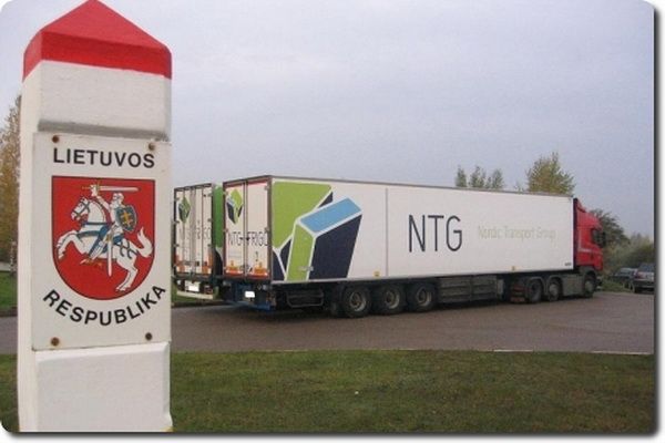 Liepos pradžioje Lenkija mėnesiui atnaujins savo vidaus sienų kontrolę