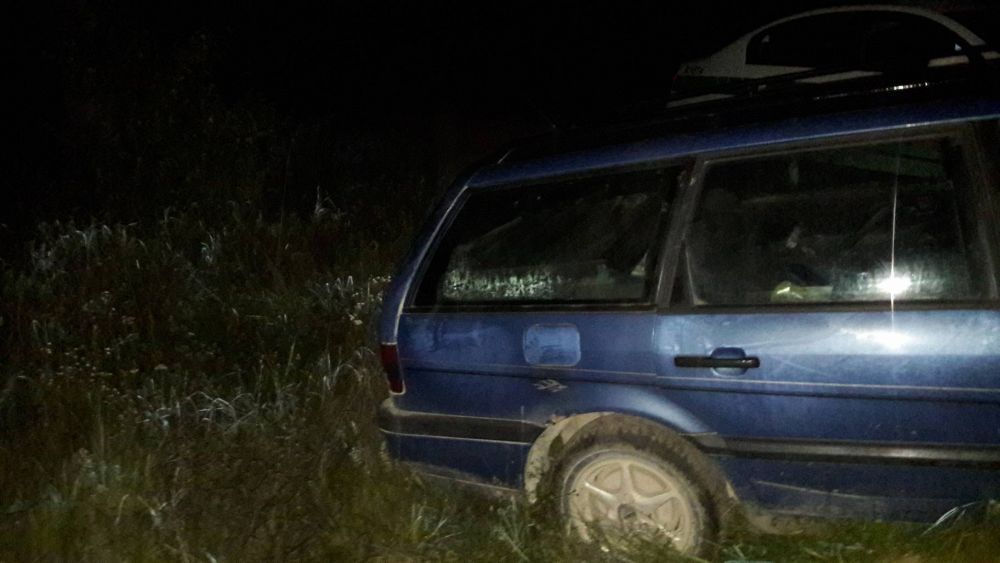 Meškasalio-Daugų kelyje neišsiteko neblaivaus vyriškio vairuojamas Passatas (foto)