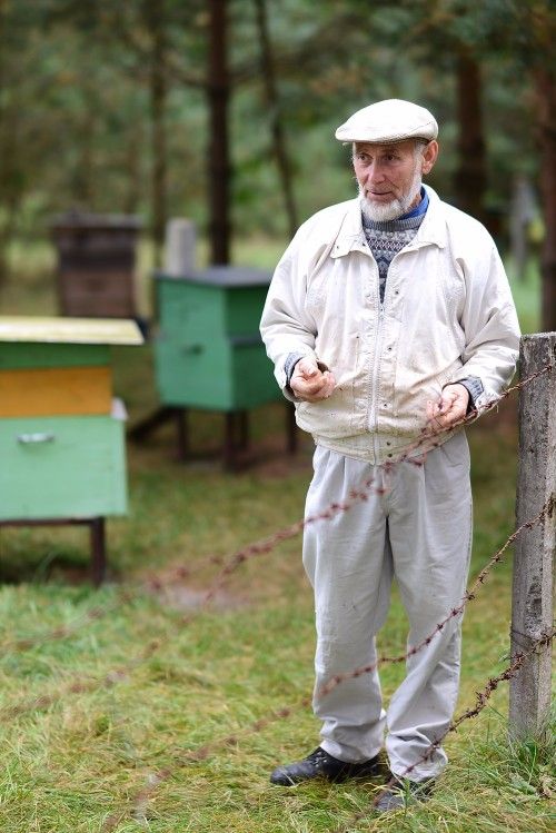 Interviu su Jonu Jakaičiu bitininku ir išradėju iš Macelių kaimo (video+foto)