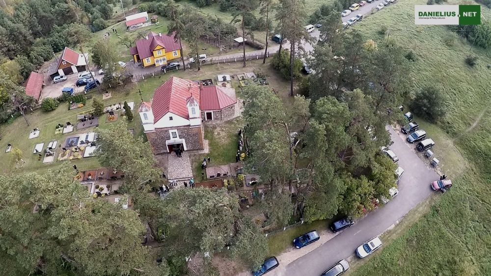 Pašventintas Babriškių Šv.arkangelo Mykolo bažnyčios priestatas (video)