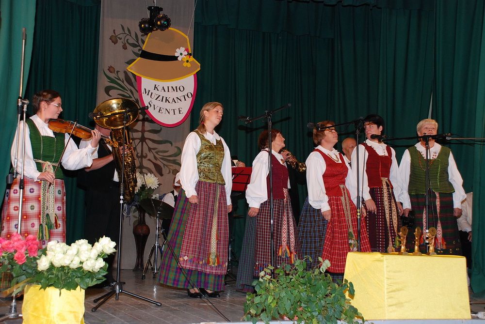Daugų šaškininkai metus palydėjo šauniu turnyru (foto)