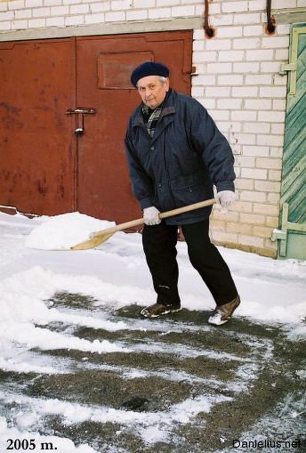 Pro memoria Alfonsas Kardelis ilgametis Daugų vidurinės mokyklos direktorius