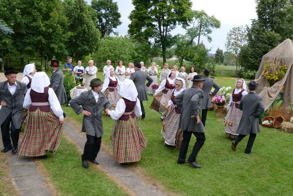 Oninės Venciūnuose (foto, video)