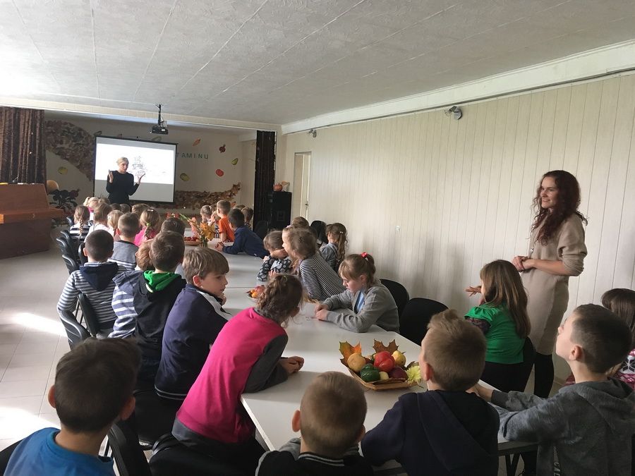 Ruduo Krokialaukio bibliotekoje –  vitaminų metas (foto)