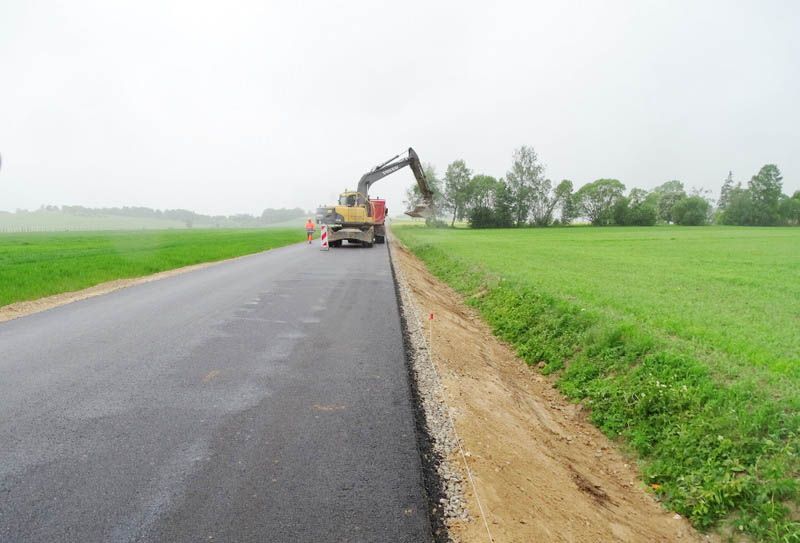 Dar daugiau asfaltuotų kelių Alytaus rajone