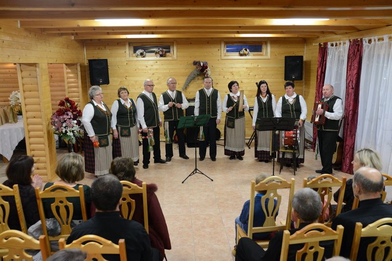 Draugų suvažiavimas Danguolės ir Juozo Kašelionių sodyboje Talokių kaime (video)