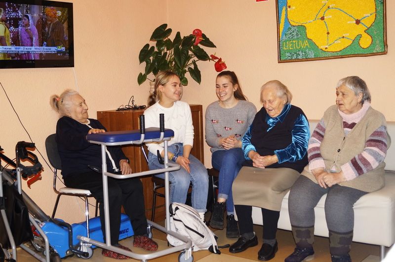 Pasimatuok savanorystę Varėnoje