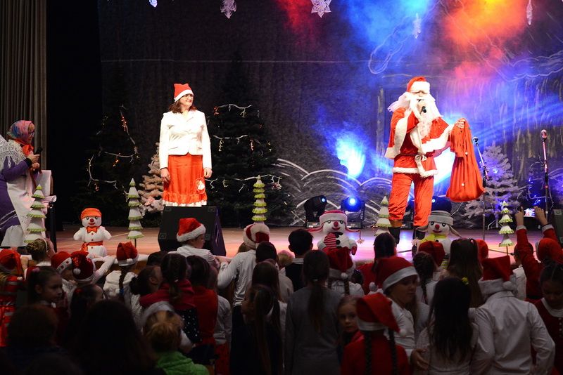 Kalėdų eglutės įžiebimas Simne-2017 (foto+video)