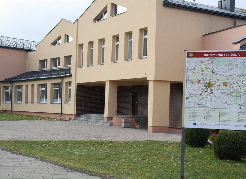 Rekonstruoti Butrimonių kultūros namai