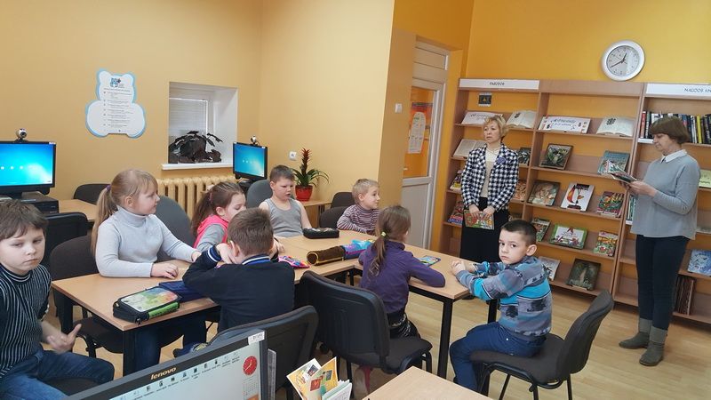 Martyno Vainilaičio kūryba ir Pivašiūnų gimnazijos pirmokai