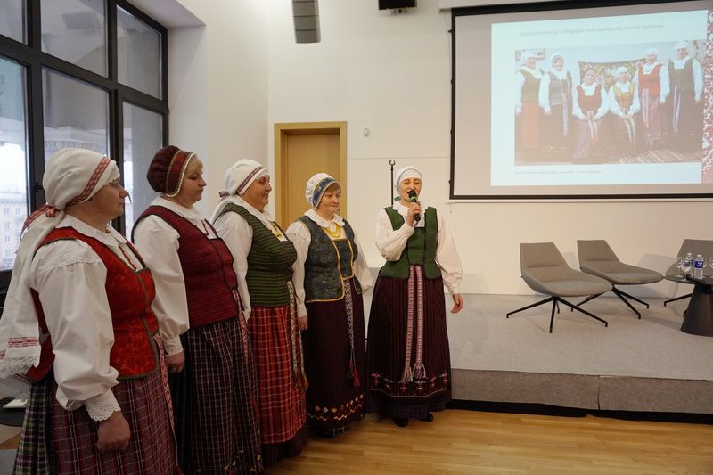 Tautinio kostiumo konkurse Gudžių kolektyvas tarp nugalėtojų