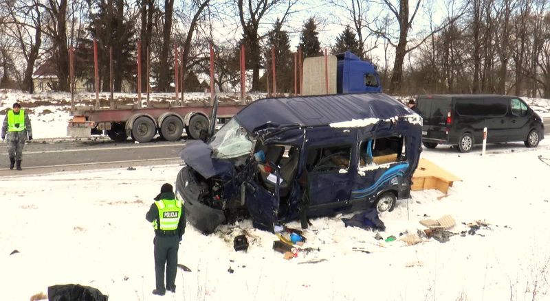 Ties Daugais skaudi nelaimė: žuvo du vyrai (video)