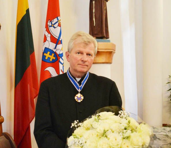Pranciškus Čivilis trijų bažnyčių klebonas