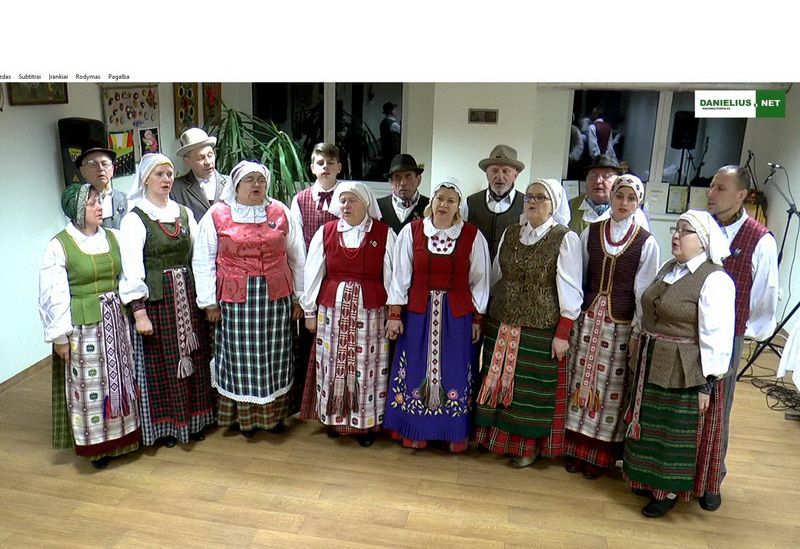 Alovės ansamblis Susiedai dainuoja partizaniškas dainas (video)