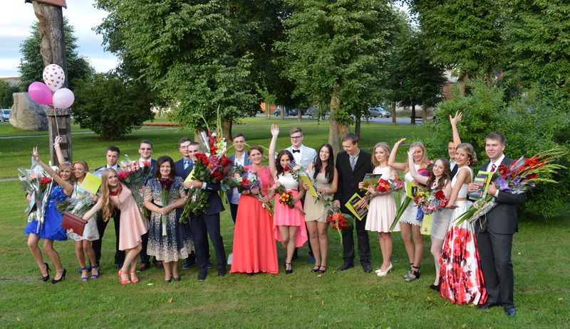 Abiturientai laiko egzaminus – geriausiems Alytaus rajono savivaldybės premijos