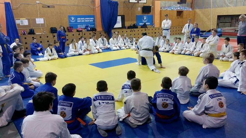 Alytaus rajono dziudistai atostogų metu sportavo Alytuje