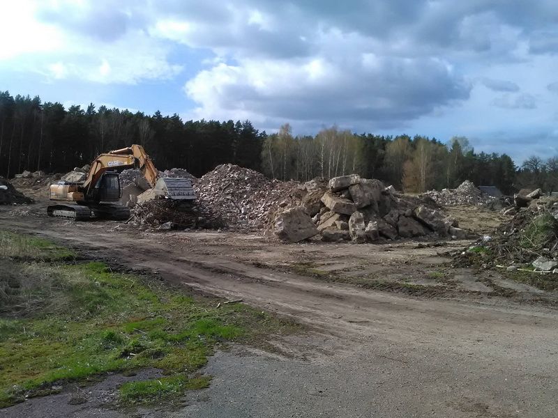 Alytaus rajone pradėti griauti bešeimininkiai statiniai
