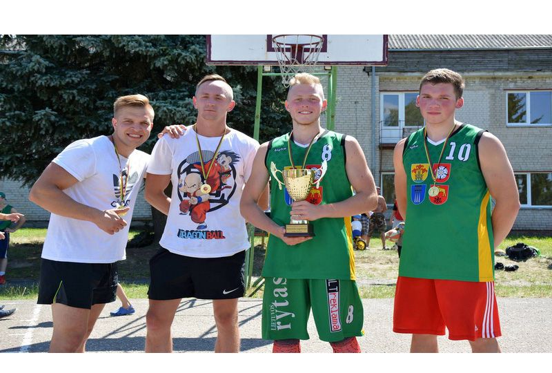 Santaikos krepšinio turnyre 3×3 triumfavo daugiškiai (foto)