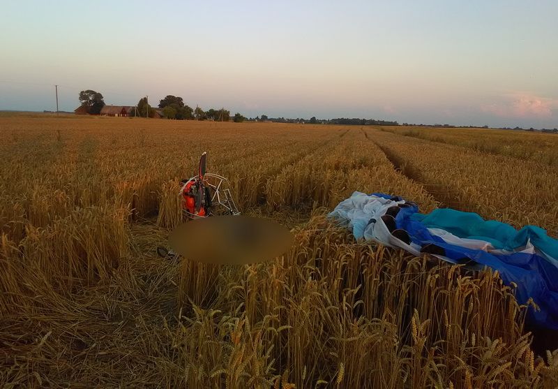 Prienų rajone žuvo parasparnio pilotas (foto)