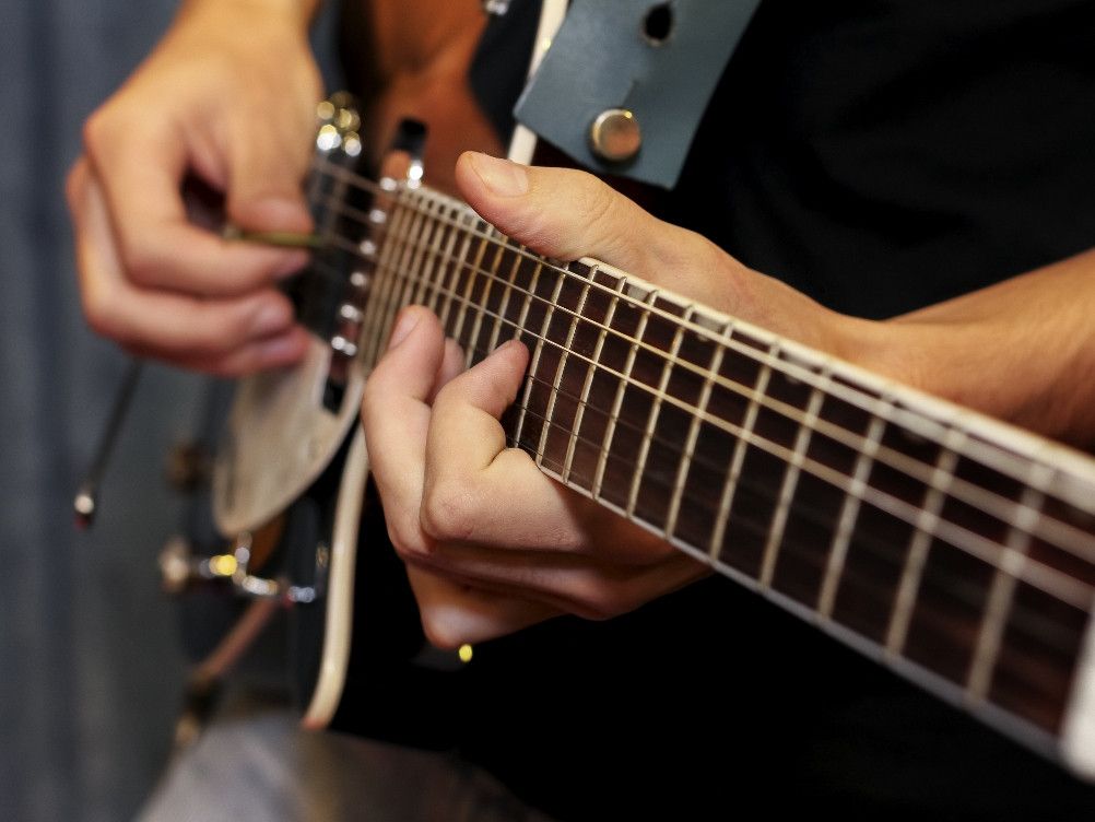 Rugpjūčio 24-ąją Santaikoje – gitarų vakaras! (afiša+video)