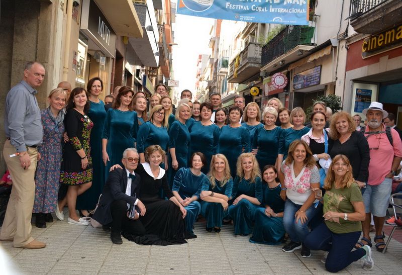 Varėnos choras „Harmonija“ Ispanijoje apdovanotas Sidabro diplomu