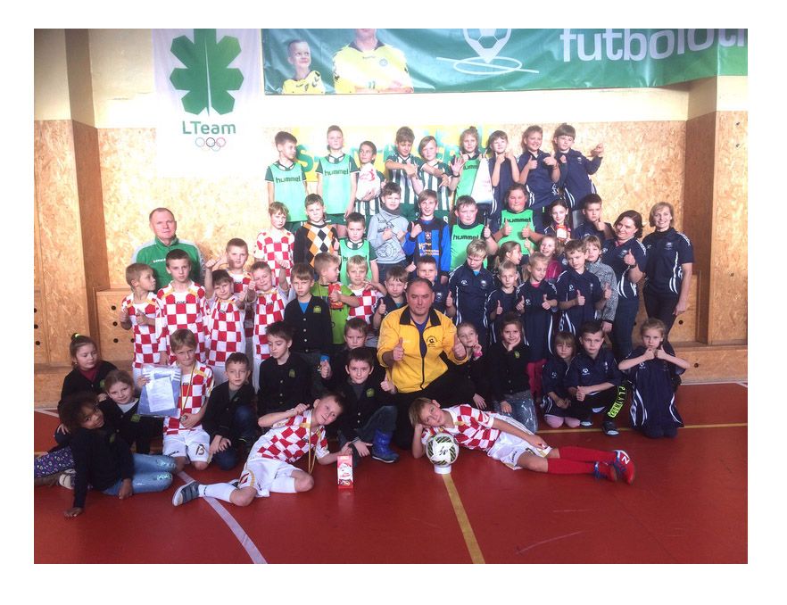 Netradicinėje pamokoje Butrimonyse susipynė šokis, futbolas ir menas