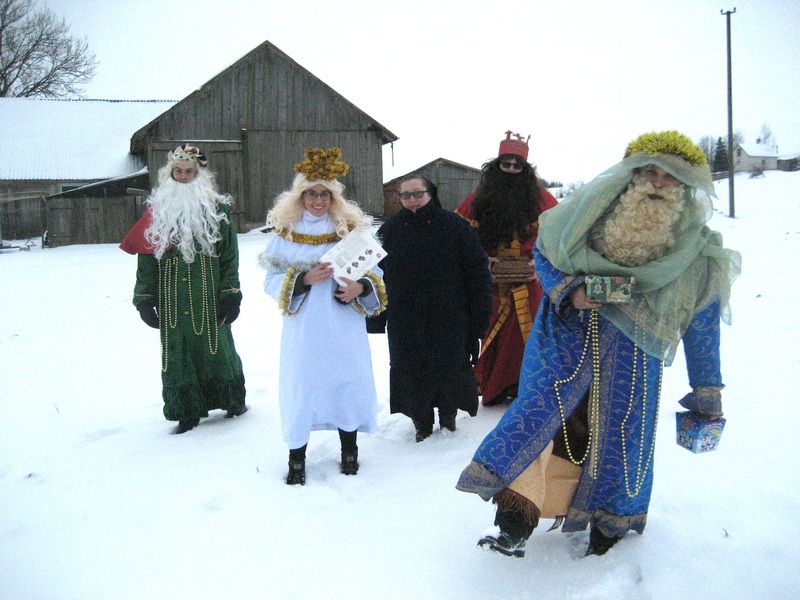 Rumbonių parapijos žmones aplankė Trys Karaliai ir Žvaigždė (foto+video)