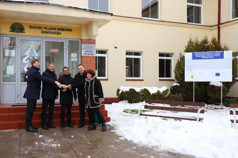 Pradedama Daugų Vlado Mirono gimnazijos renovacija
