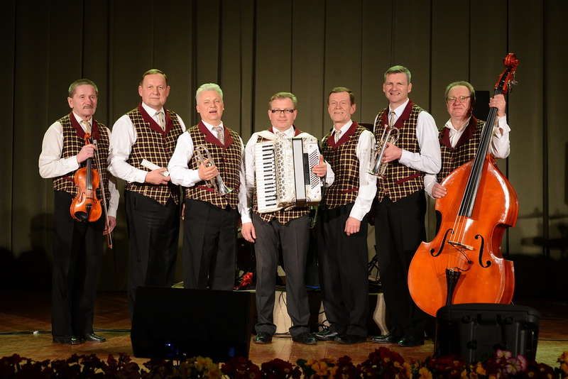 Kovo 10-ąją Punioje koncertuos “Šeduvos bernai”, “Beržynėlis”, “Trukt už vadžių”, “Temela”, “Girėnų muzikantai” Ir “Punelė”