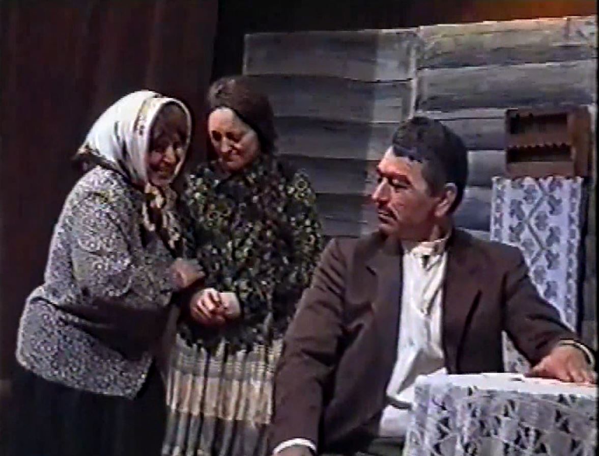 Alovės teatro spektaklis “Piršlybos” 2004 m. (video)