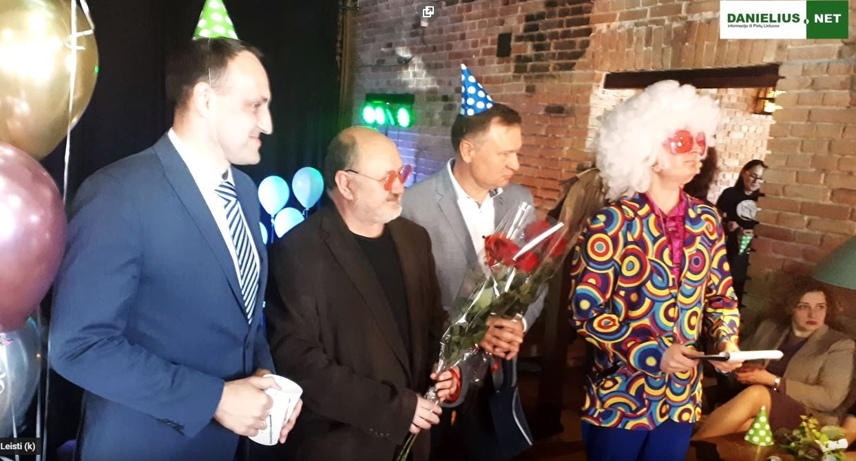 Alytaus miesto ir rajono vadovai pakvietė žurnalistus į spaudos atgavimo, kalbos ir knygos dienos šventę (video)