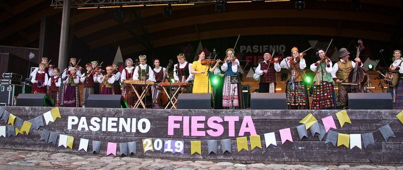 Tarškučio muzikantai dalyvavo “Griežkit, skripkos” konkurse
