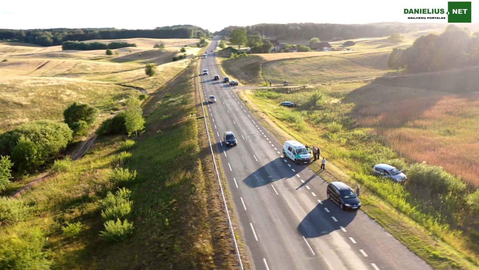 Avarijoje prie Daugų nukentėjo moteris (video)