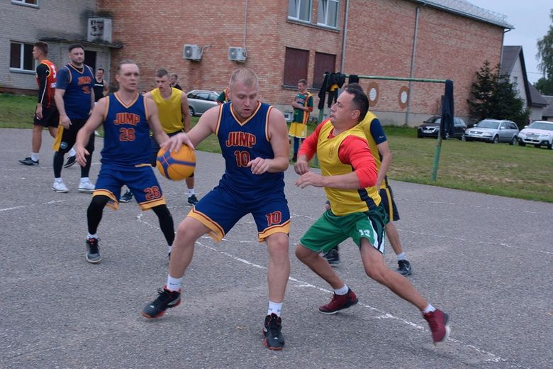 Santaikos krepšinio turnyrą 3×3 laimėjo Alytaus “Šaltibarščiai” (foto)