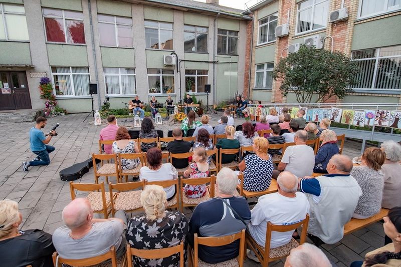 Santaikoje vasara palydėta gitarų garsuose (foto)